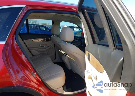 2019 Mercedes-Benz Glc 300 from USA, damaged, VIN WDC0G4JB4KV176181